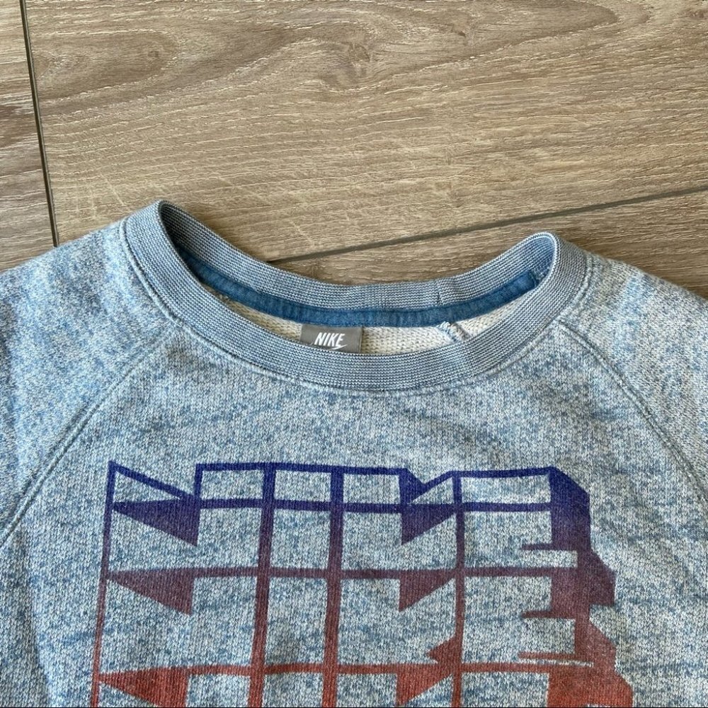 Nike Early 2000s Short Sleeve Sweatshirt Top - Picture 7 of 13